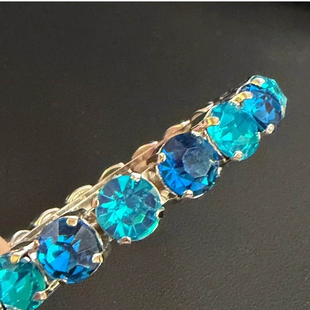 Rhinestone Bangle Bracelet Blue Teal Silver Tone Chunky